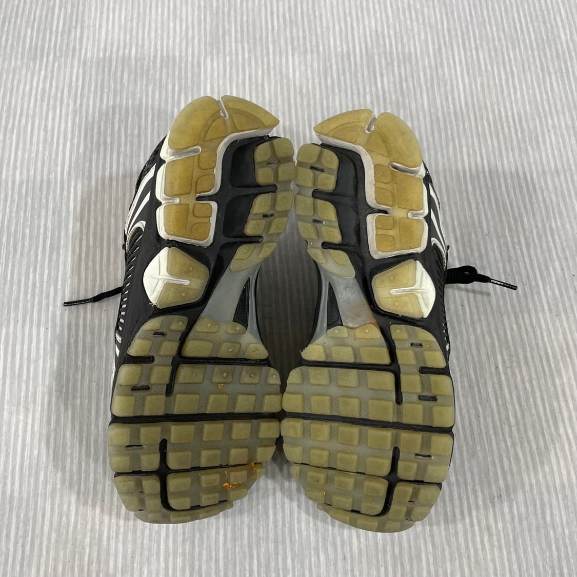 773) 나이키 줌 보메로 5 포톤 더스트 블랙 230mm 상품이미지7