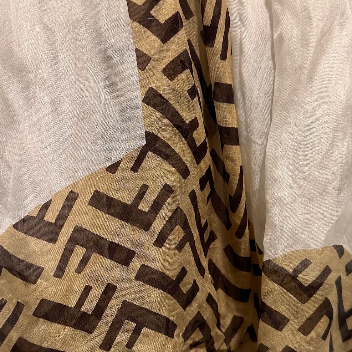 펜디 FF로고 실크 스카프 상품이미지3