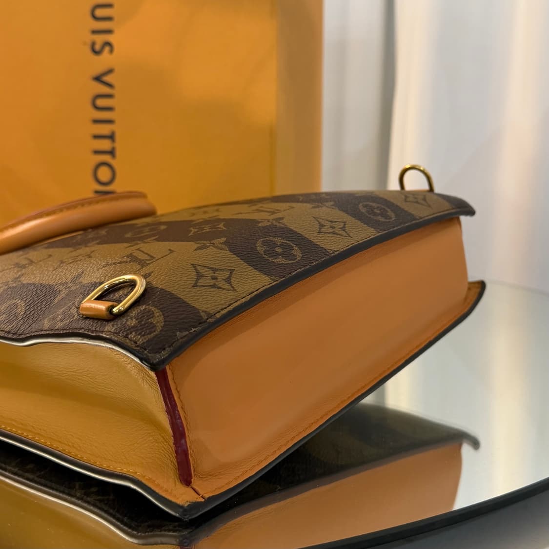 루이비통 니고 모노그램 삭플라 메신저백 상품이미지6