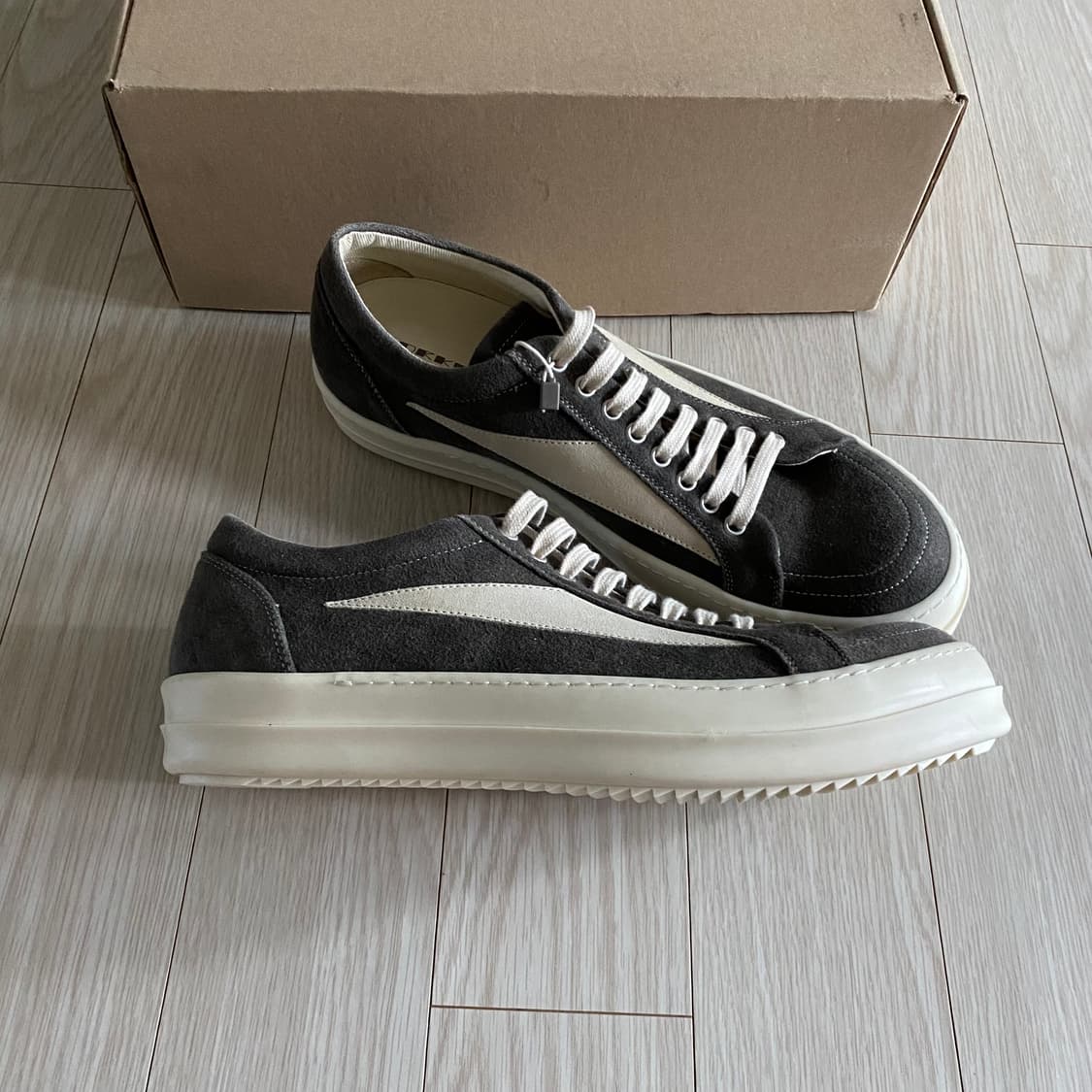 [44] 릭오웬스 다크쉐도우 빈티지 스니커즈 더스트 상품이미지3