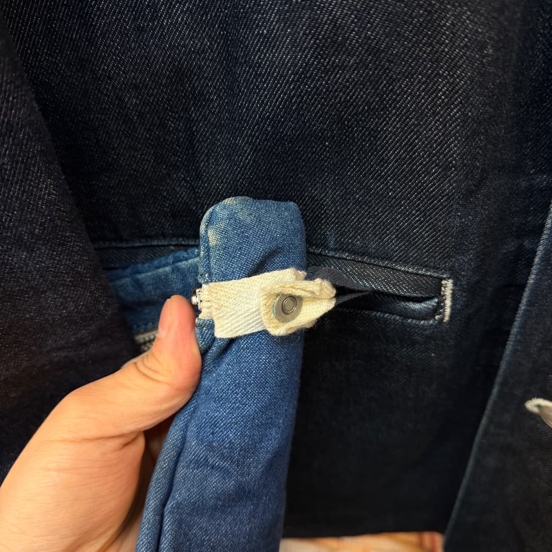 ALSO BY 마스터피스 포켓 디테일 탈부착 후드 데님 초어자켓 상품이미지4