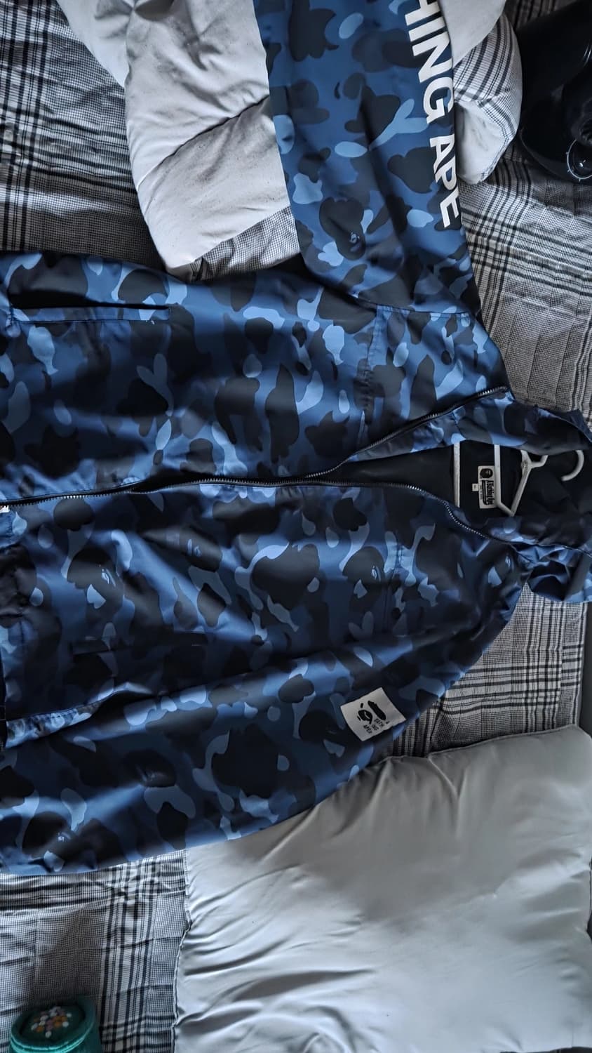 BAPE 블루 카모 바람막이 XL 상품이미지1