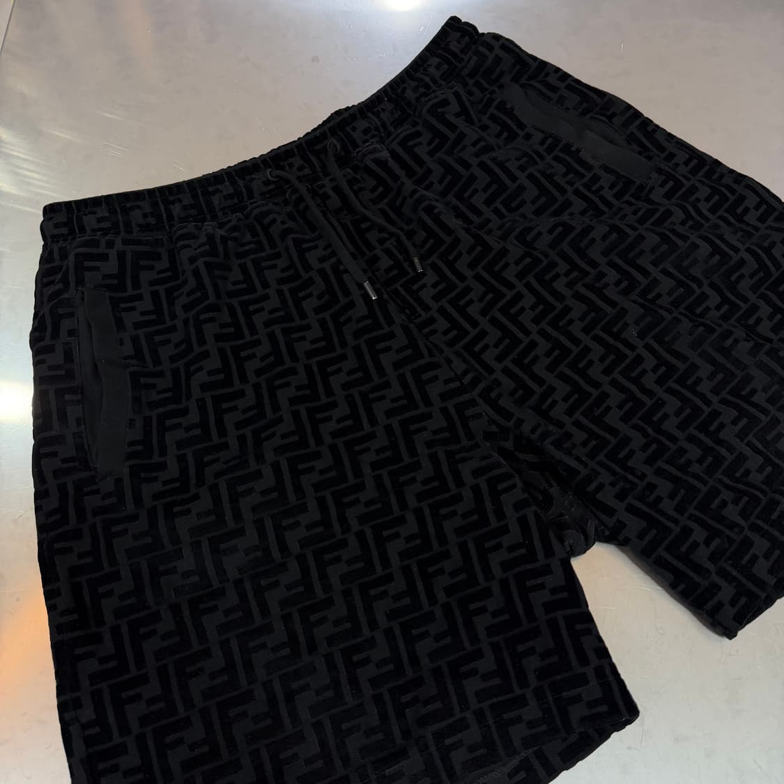 [리오브] 펜디 FF 풀 모티프 코튼 피케 버뮤다 반바지 상품이미지3