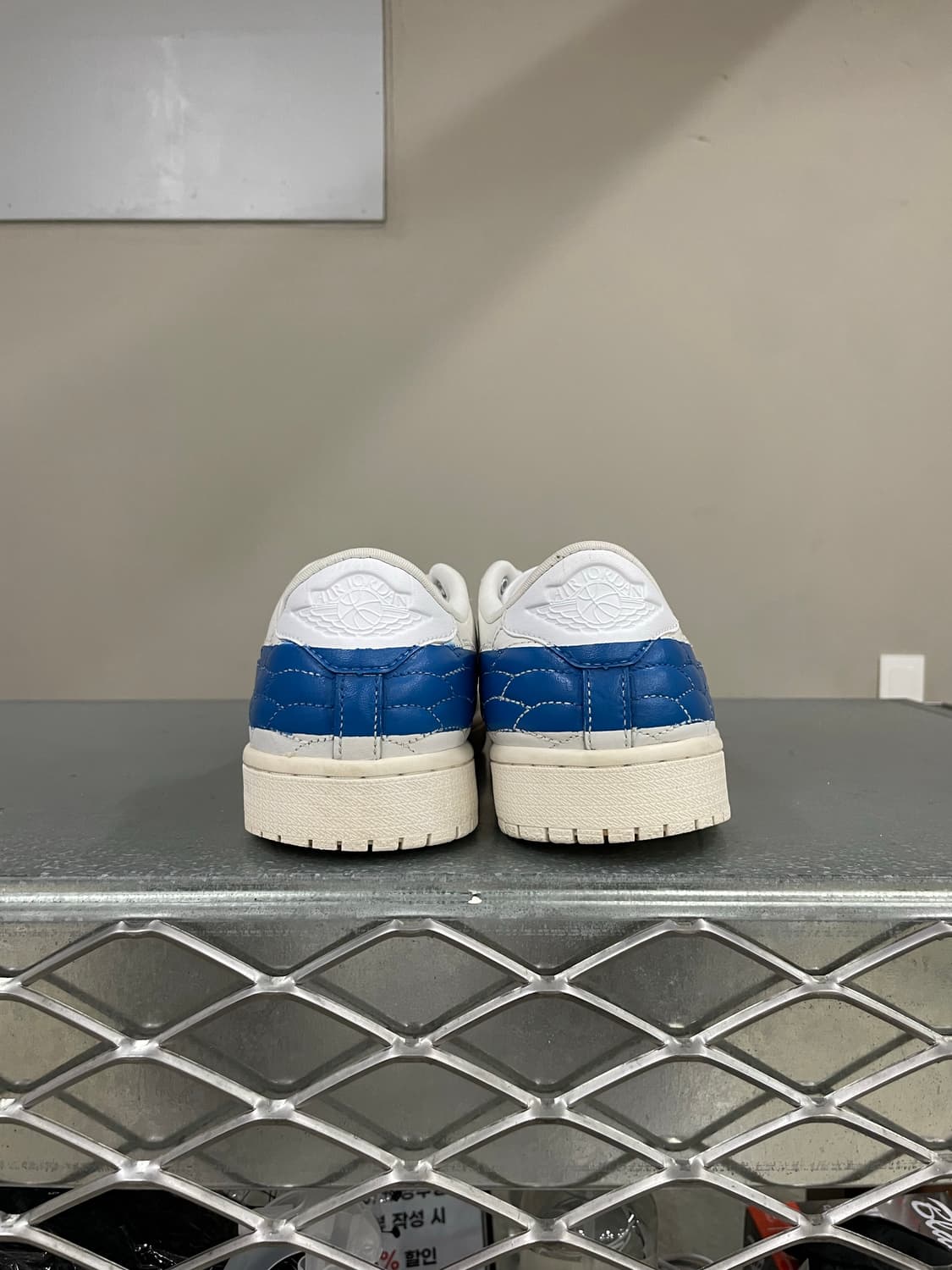 조던 1 센터 코트 화이트 265 상품이미지3