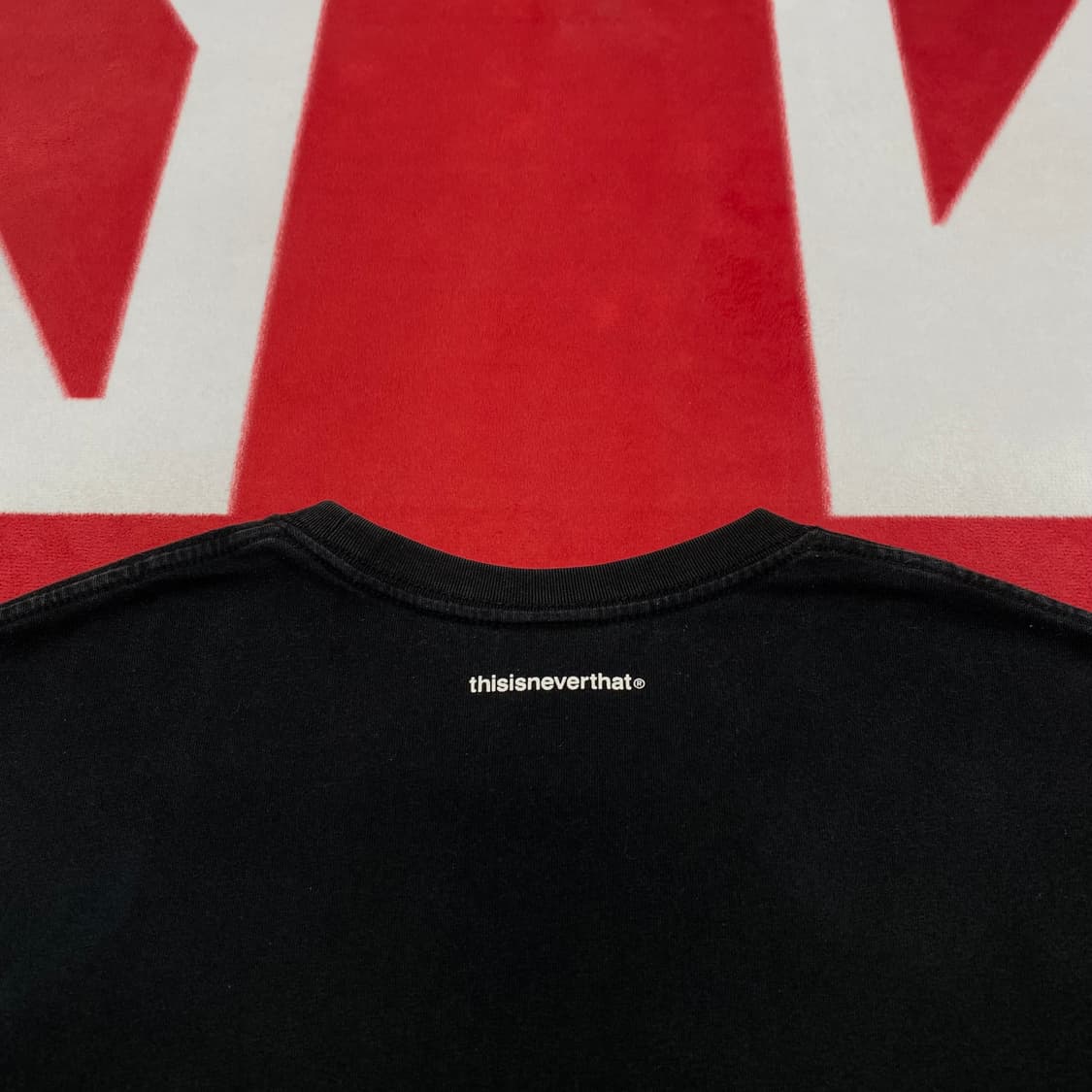 디스이즈네버댓 반팔티 M 실측 L - XL  상품이미지4