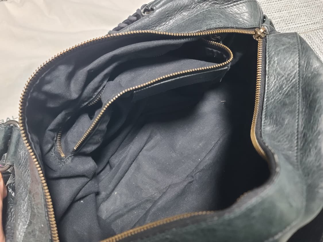 발렌시아가 모터백 트위기 숄더백 상품이미지6