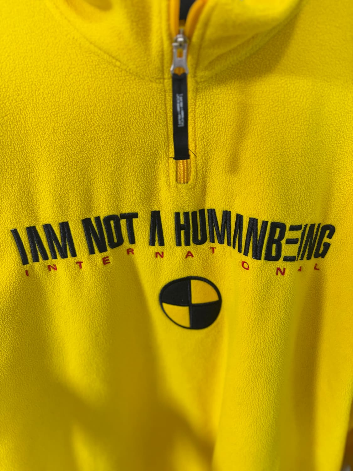 I AM NOT A HUMANBEING 반집업 후리스 L사이즈 상품이미지4