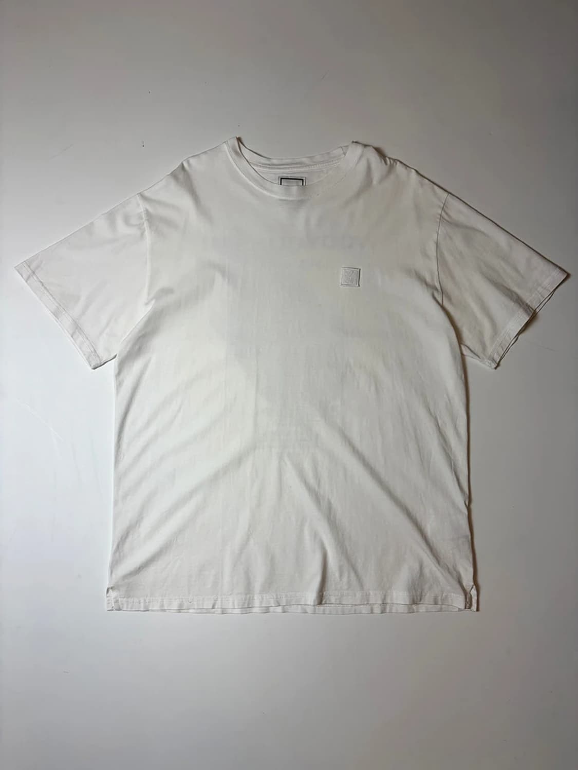 우영미 20FW 깃털 백로고 반팔 티셔츠 PN9569 상품이미지3