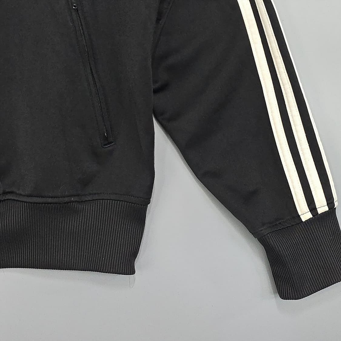 아디다스(adidas) 트랙탑 블랙 삼선 95 상품이미지3