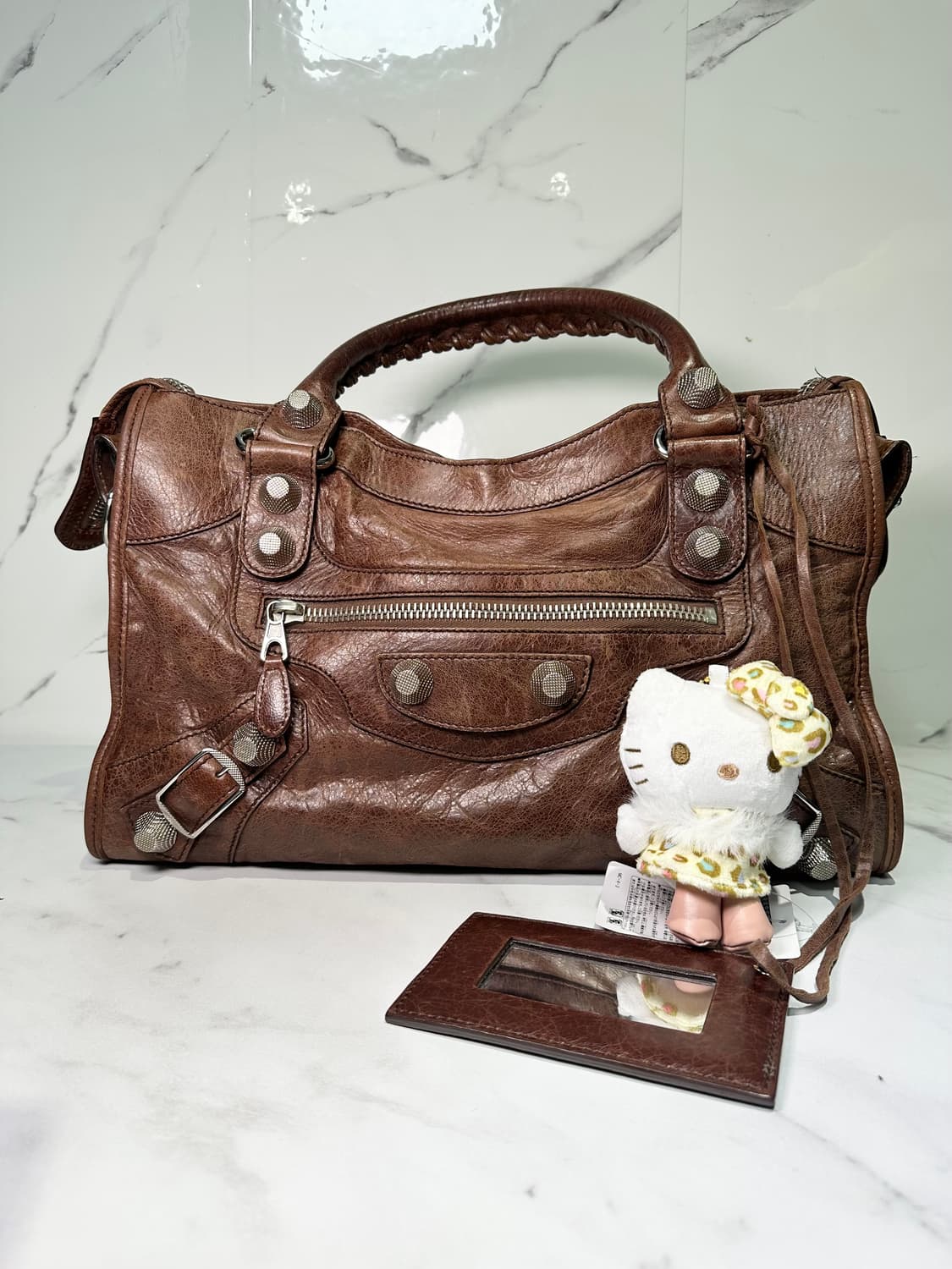 [A급 정품] 발렌시아가 자이언트 시티 모터백 미디움 브라운 상품이미지3