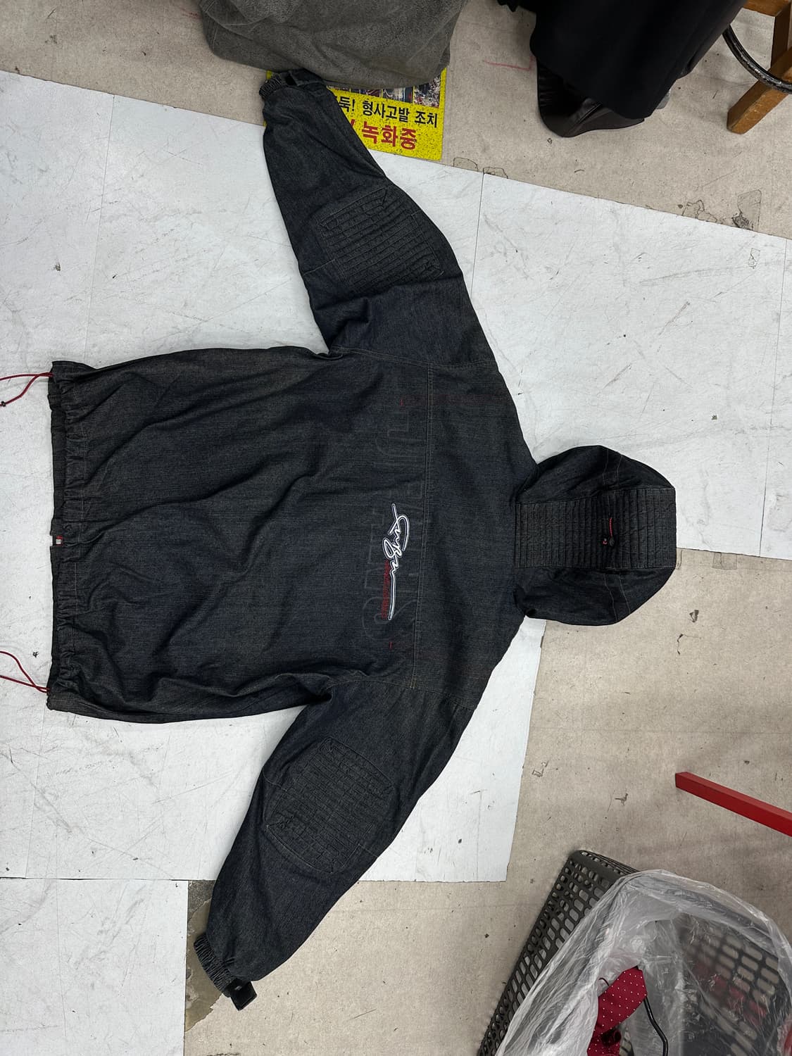 90s fubu hooded denim jacket 상품이미지2