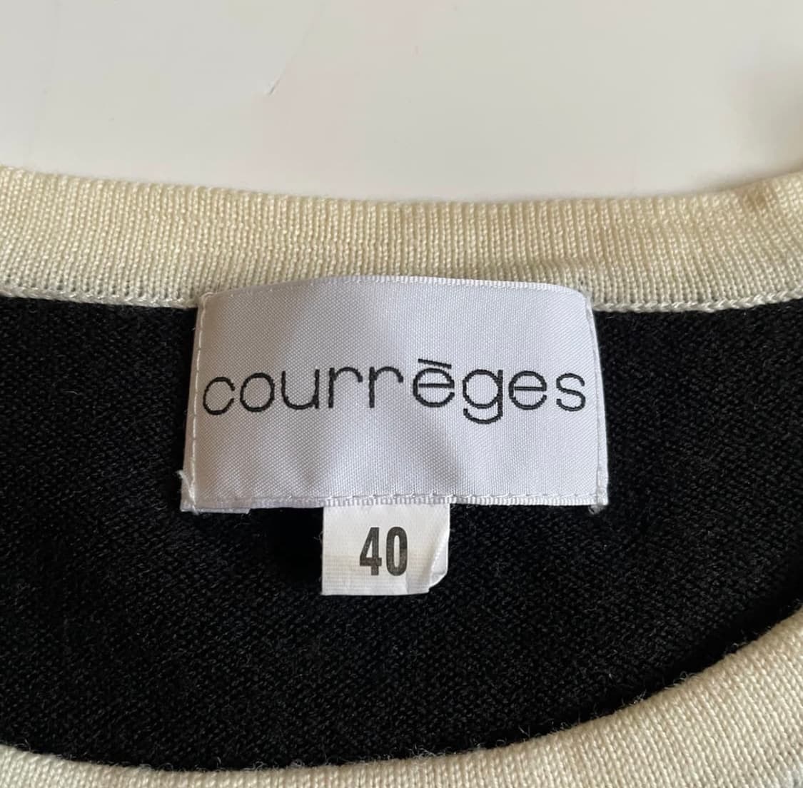 꾸레쥬 로고 니트 티셔츠 상품이미지4