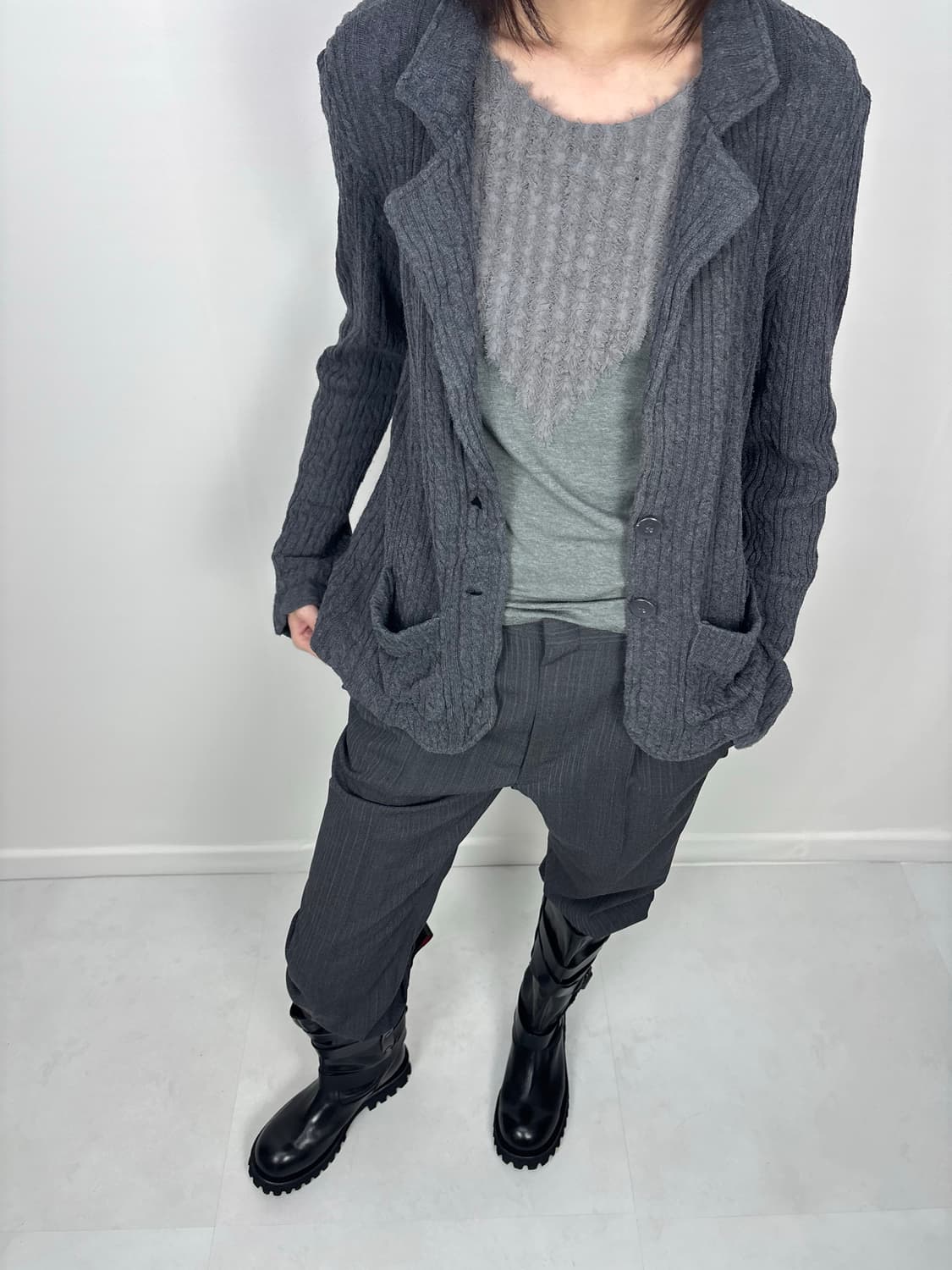 FUZZY LACE DETAIL TOP 상품이미지3