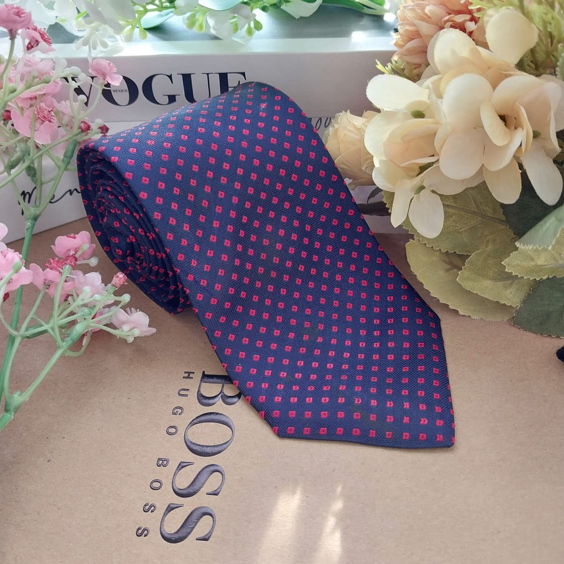 휴고 보스 실크 네이비 도트 패턴 넥타이 7.6cm A등급 K1546
 상품이미지2