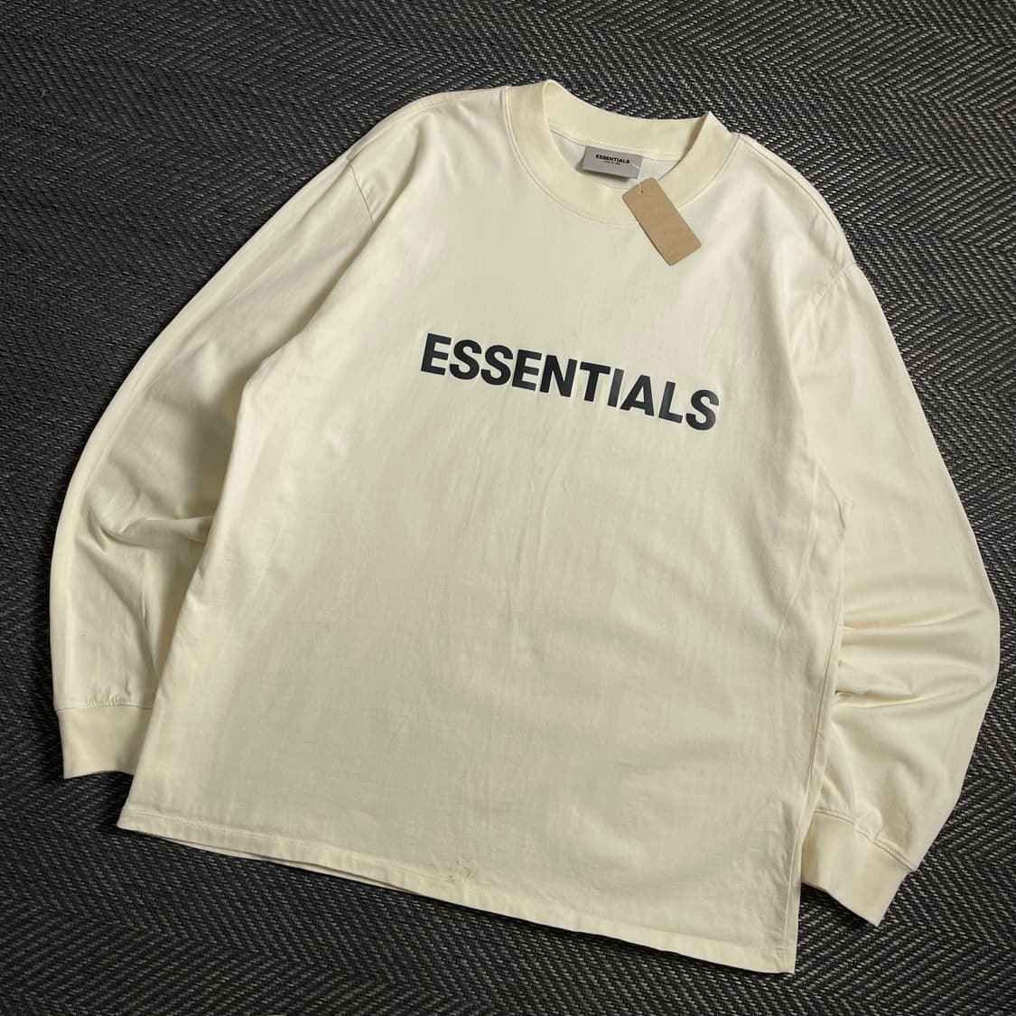 피어오브갓 에센셜 빅로고 박시핏 롱슬리브y 4719 상품이미지1