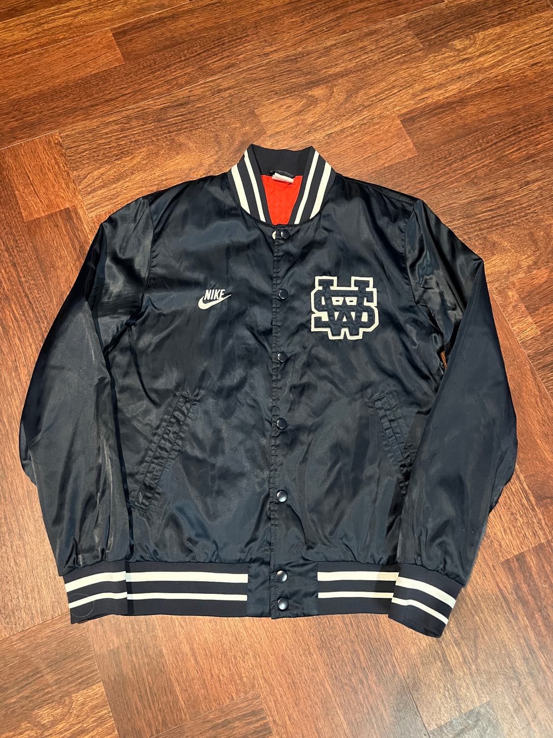 나이키 새틴 블랙 바시티 M 상품이미지1