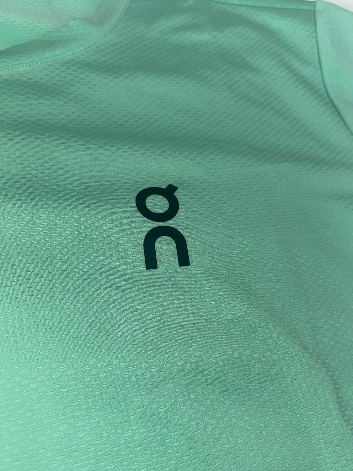 온러닝 러닝 반팔 티셔츠 M 상품이미지3