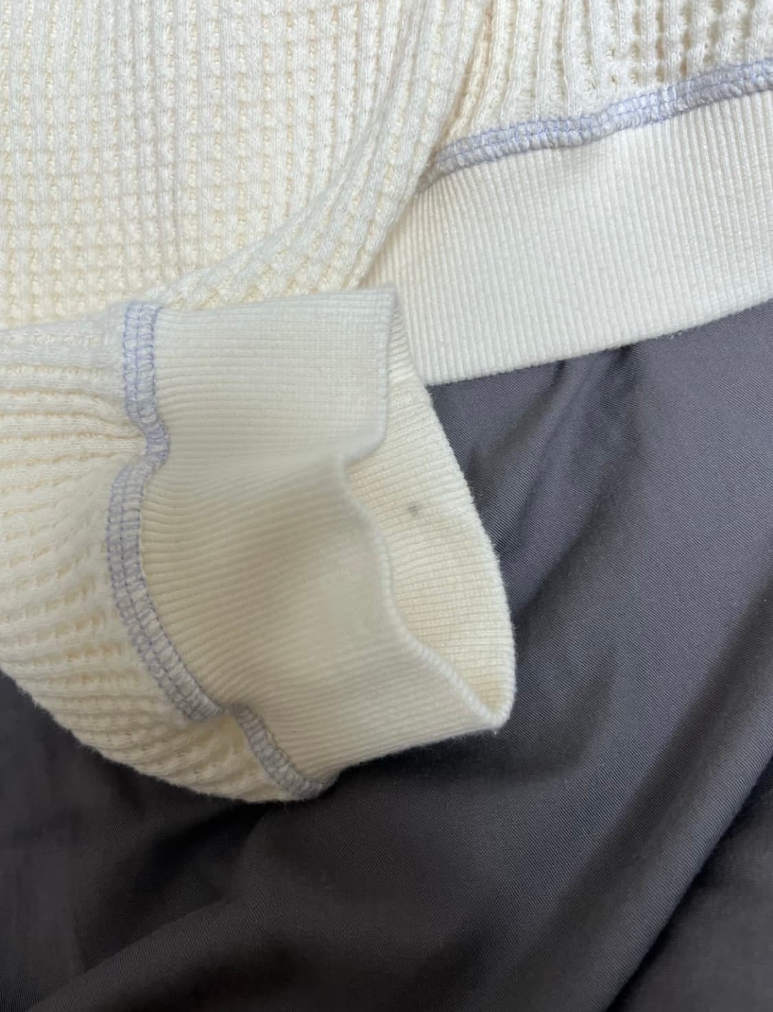 샵페어리 와플 하프 집 풀오버 크림 상품이미지2