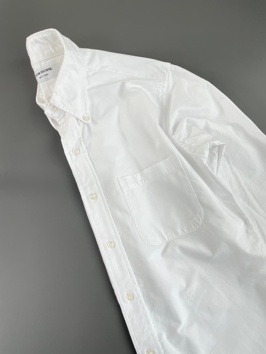 [3] 톰 브라운 클래식 옥스포드 히든 삼선 셔츠 상품이미지8