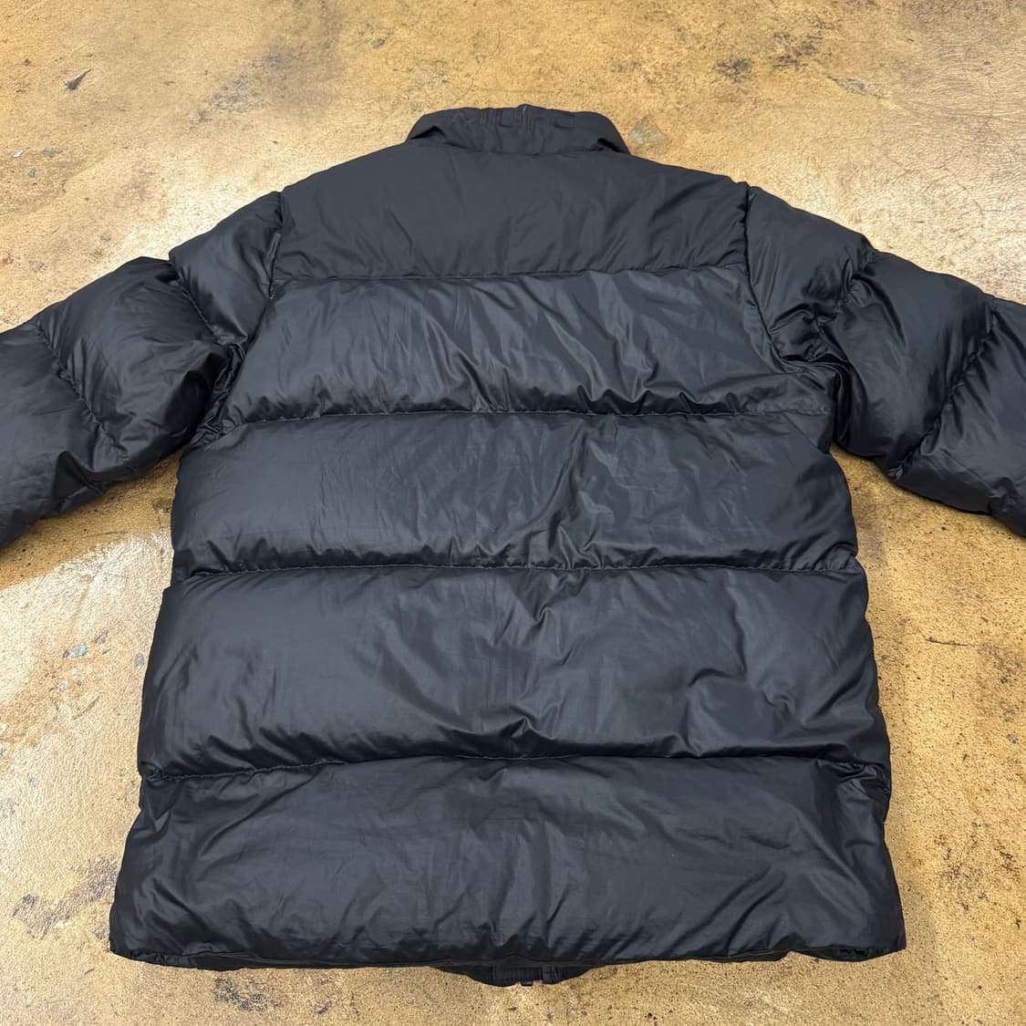 나이키 맨유 올 블랙 숏패딩  상품이미지4