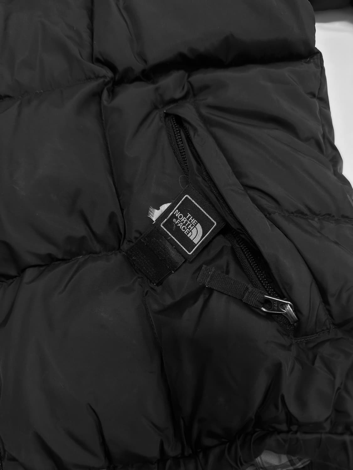 노스페이스 550 필파워 양면 경량패딩 상품이미지7