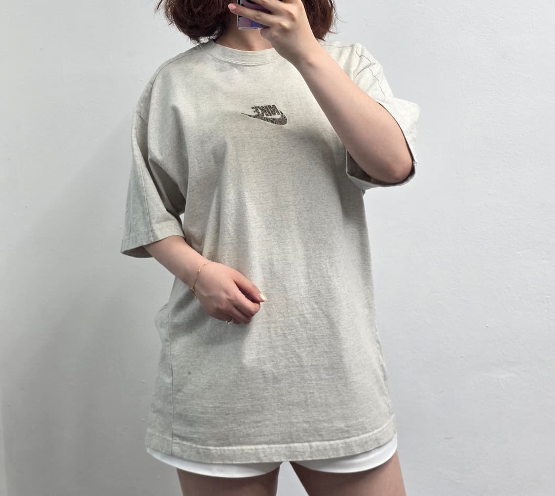 [프립]XL/나이키 스우시 반팔 티셔츠 오트밀 베이지 상품이미지2