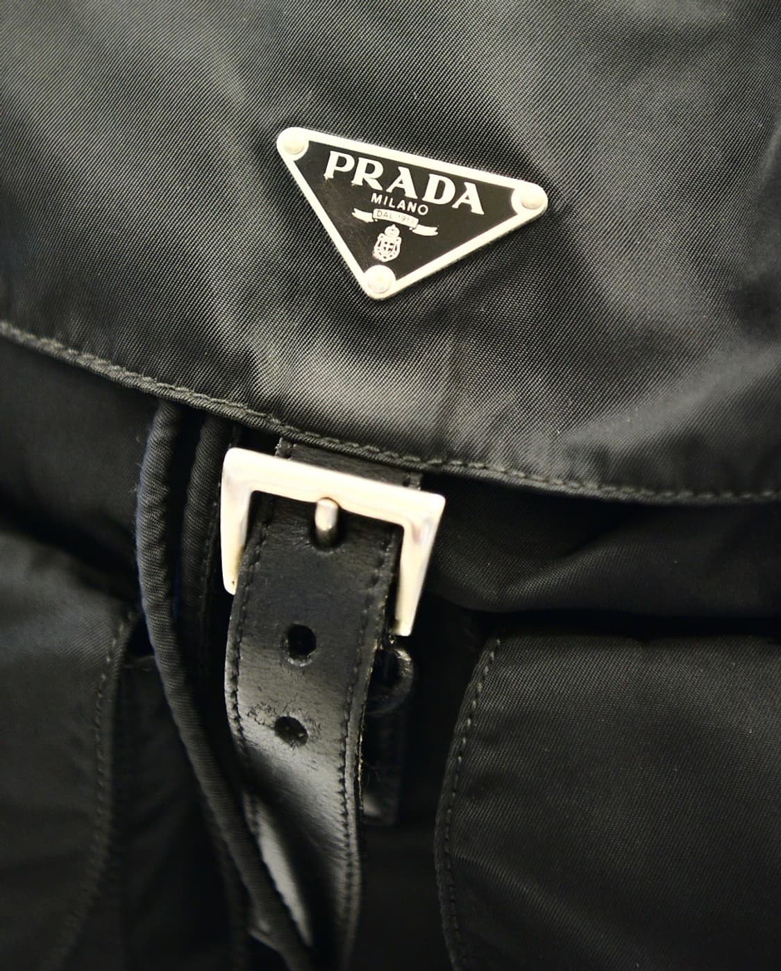 프라다 포코노 나일론 백팩 미디움(정품) 상품이미지6