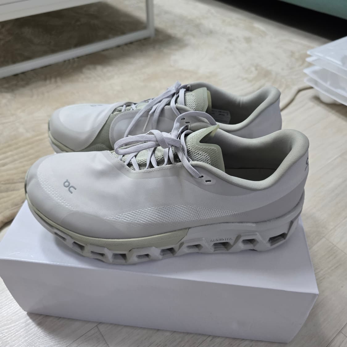 온 파프 클라우드몬스터2 문더스트 상품이미지2