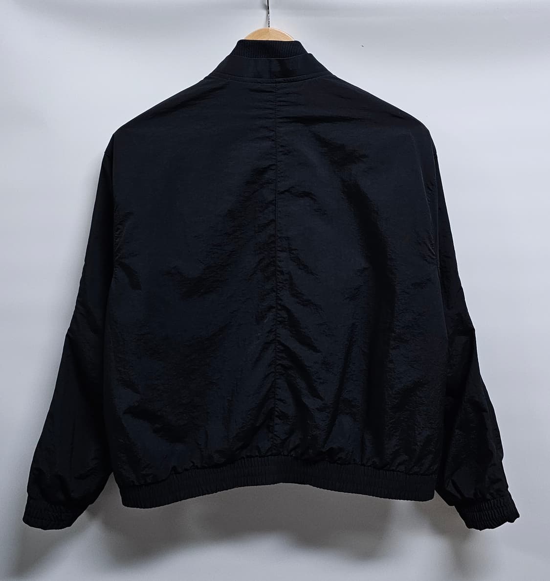 아디다스 여성 우븐 봄버자켓 M 상품이미지2