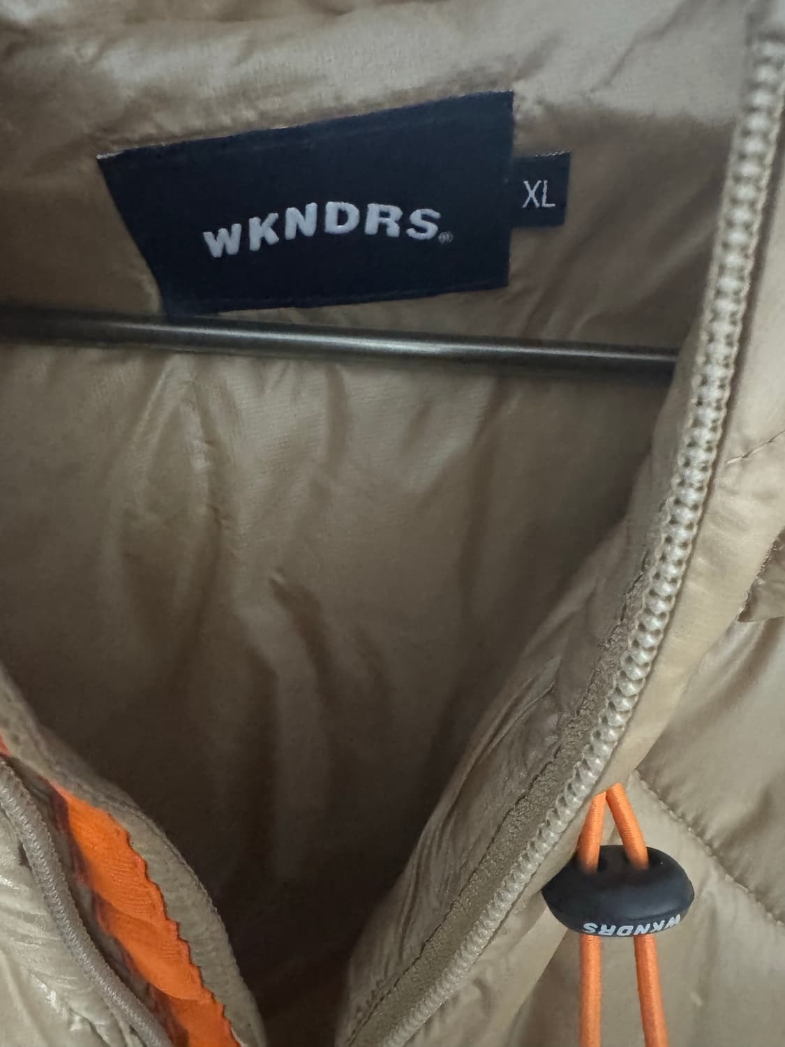 위캔더스 경량 패딩 판매 상품이미지3