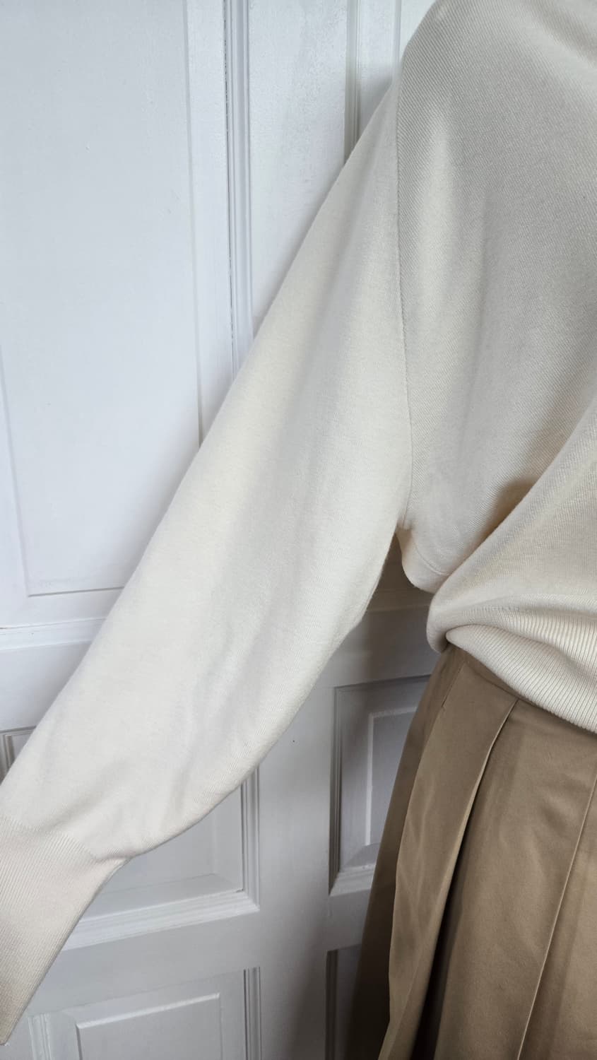 COS크림가디건/베이지 플리츠스커트 상품이미지3