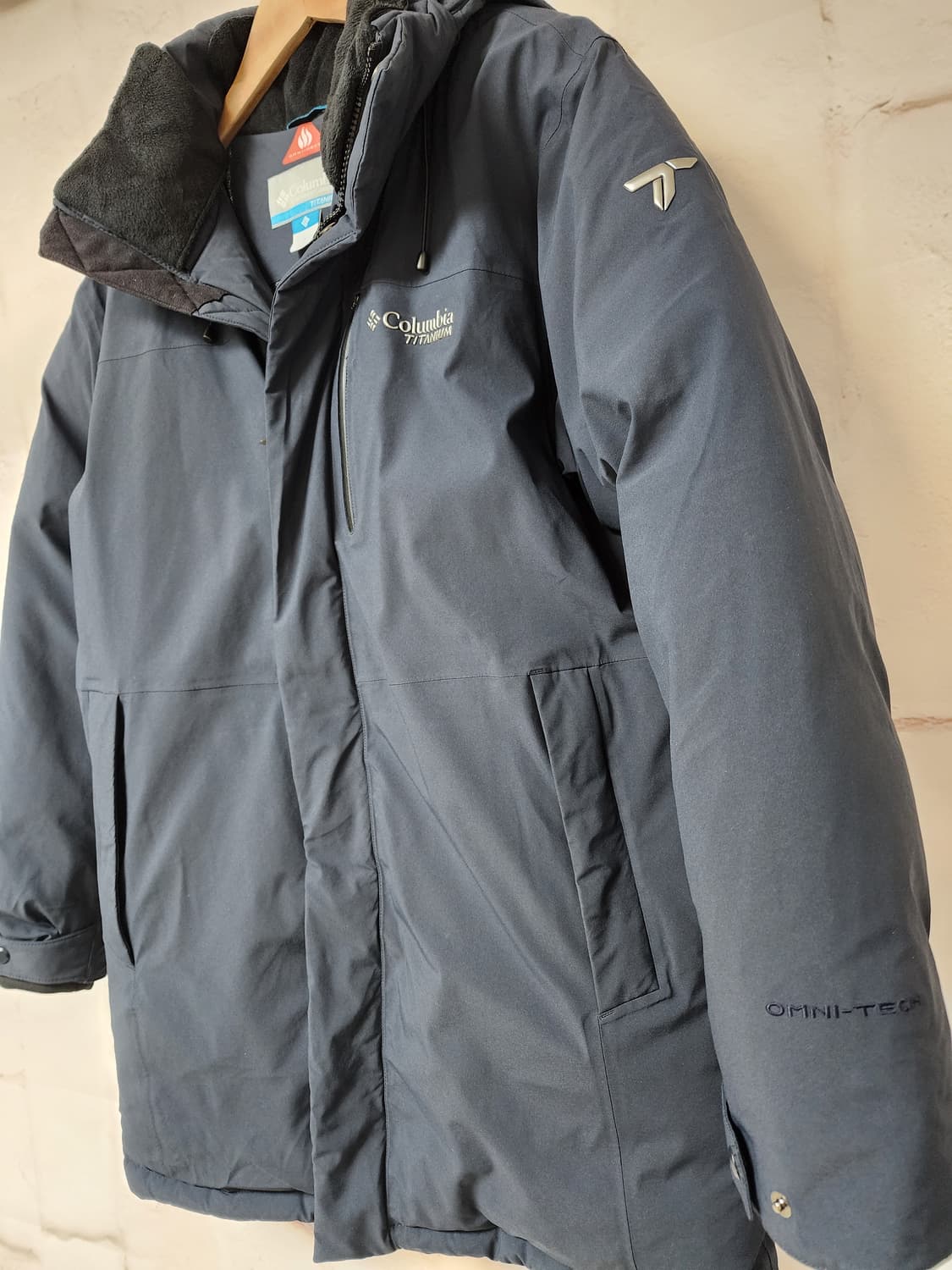 컬럼비아 티타늄 네이비 롱패딩 상품이미지5