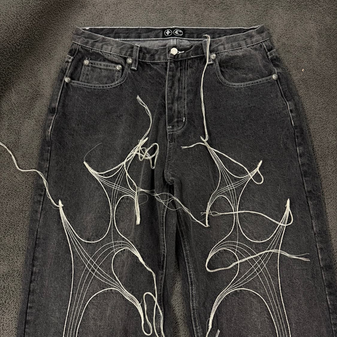 [정품/3] 떠그클럽 트라이벌 트리 데님 떠그 팬츠 상품이미지1