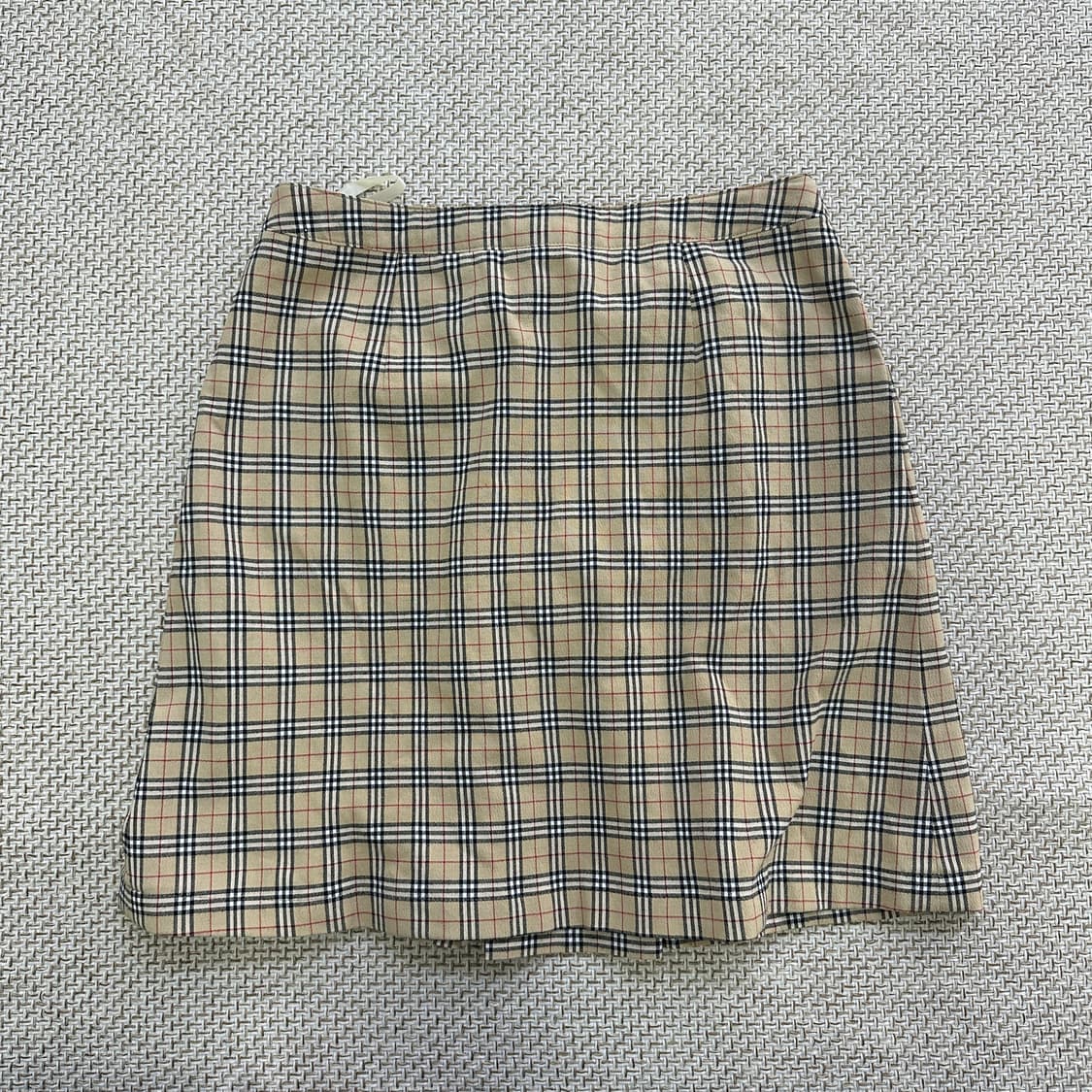 실측확인 버버리 노바체크 스커트 0420D 상품이미지4