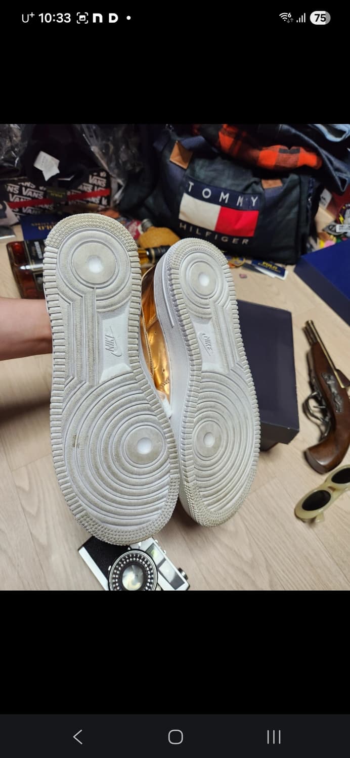 (화보촬영 1회 착용) 나이키 에어포스 골드 메탈릭 포스 275 상품이미지5