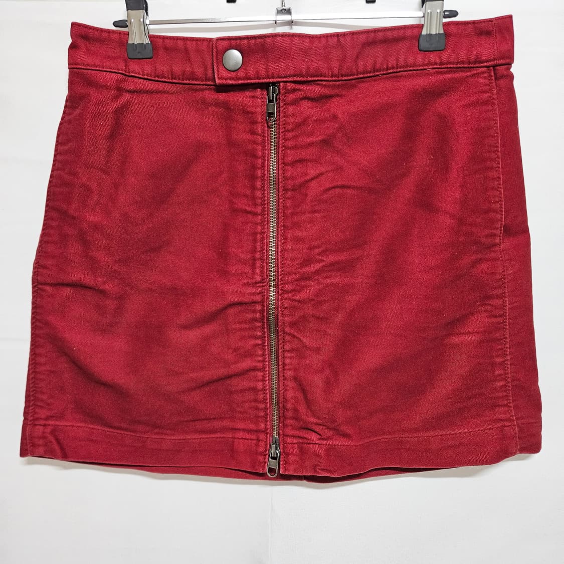 28 유니클로 U 2way 지퍼 미디스커트 상품이미지1