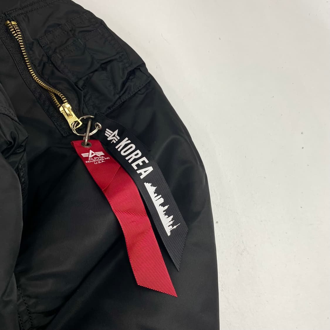 알파인더스트리 신형 플라이트 리버시블 Ma-1 항공 봄버 점퍼 (105) 상품이미지3