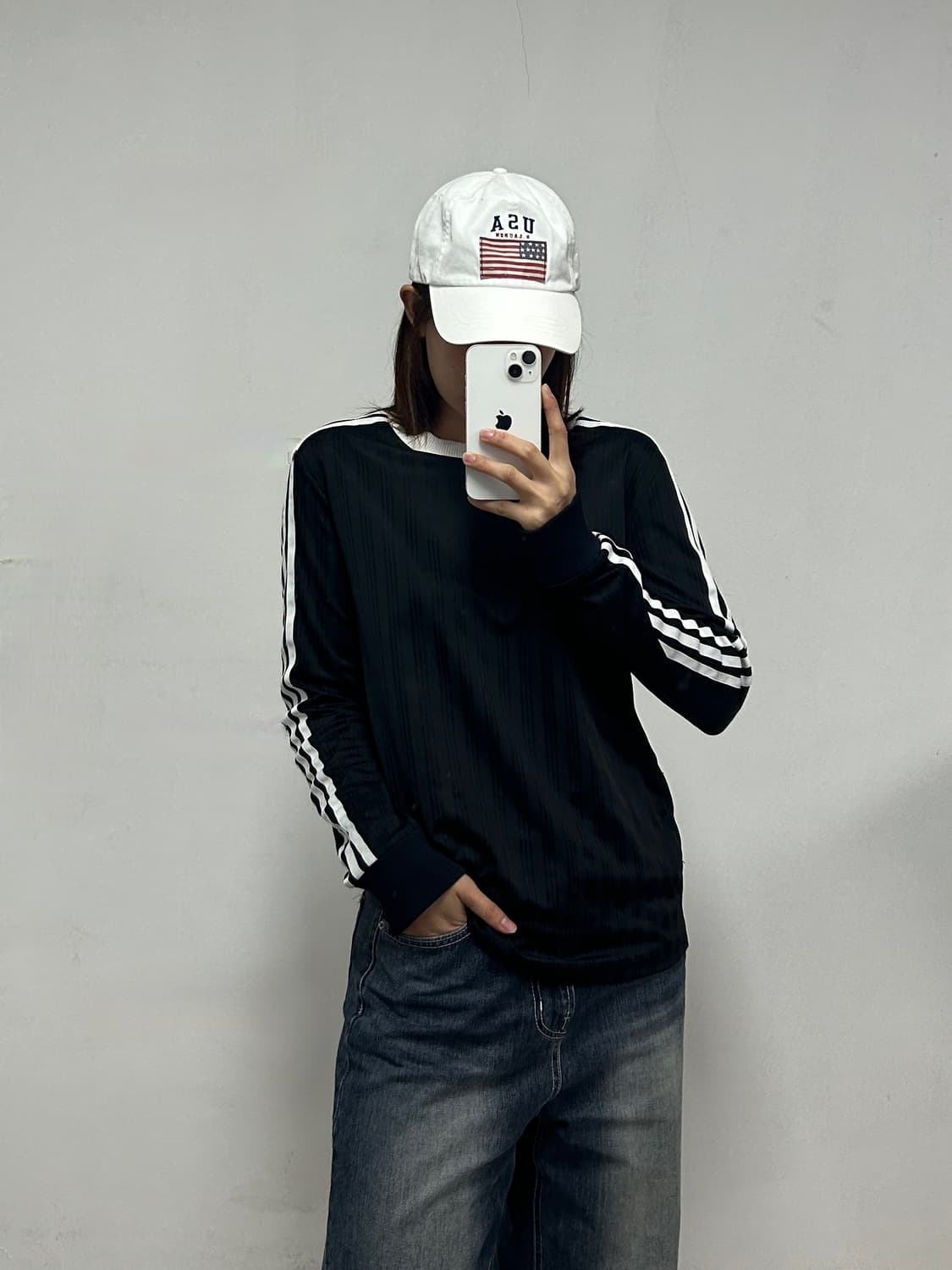 아디다스 오리지날 스트라이프 패턴 긴팔티  상품이미지1