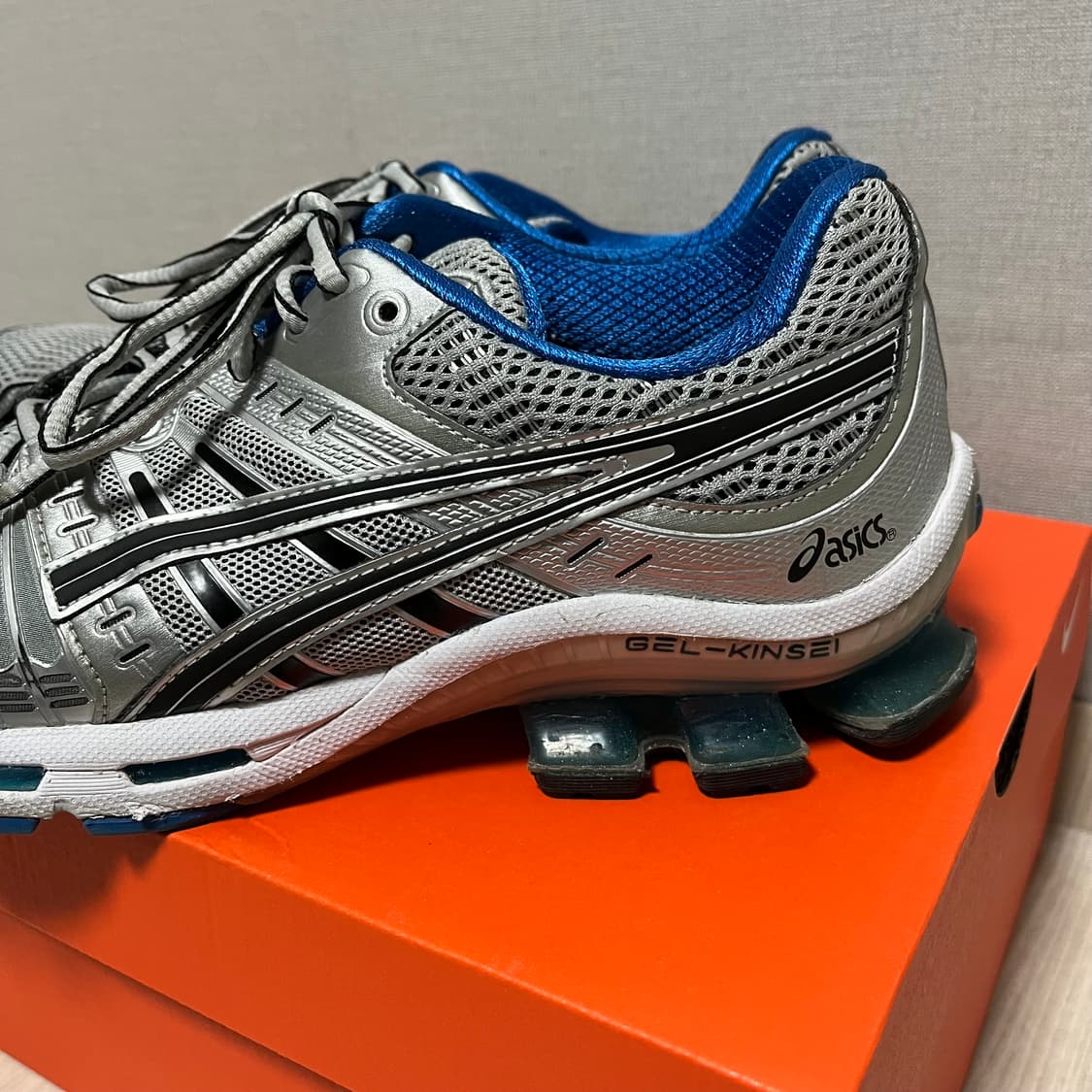 아식스 젤 킨세이 OG 275 실버 블루/ 키코 카야노 상품이미지2