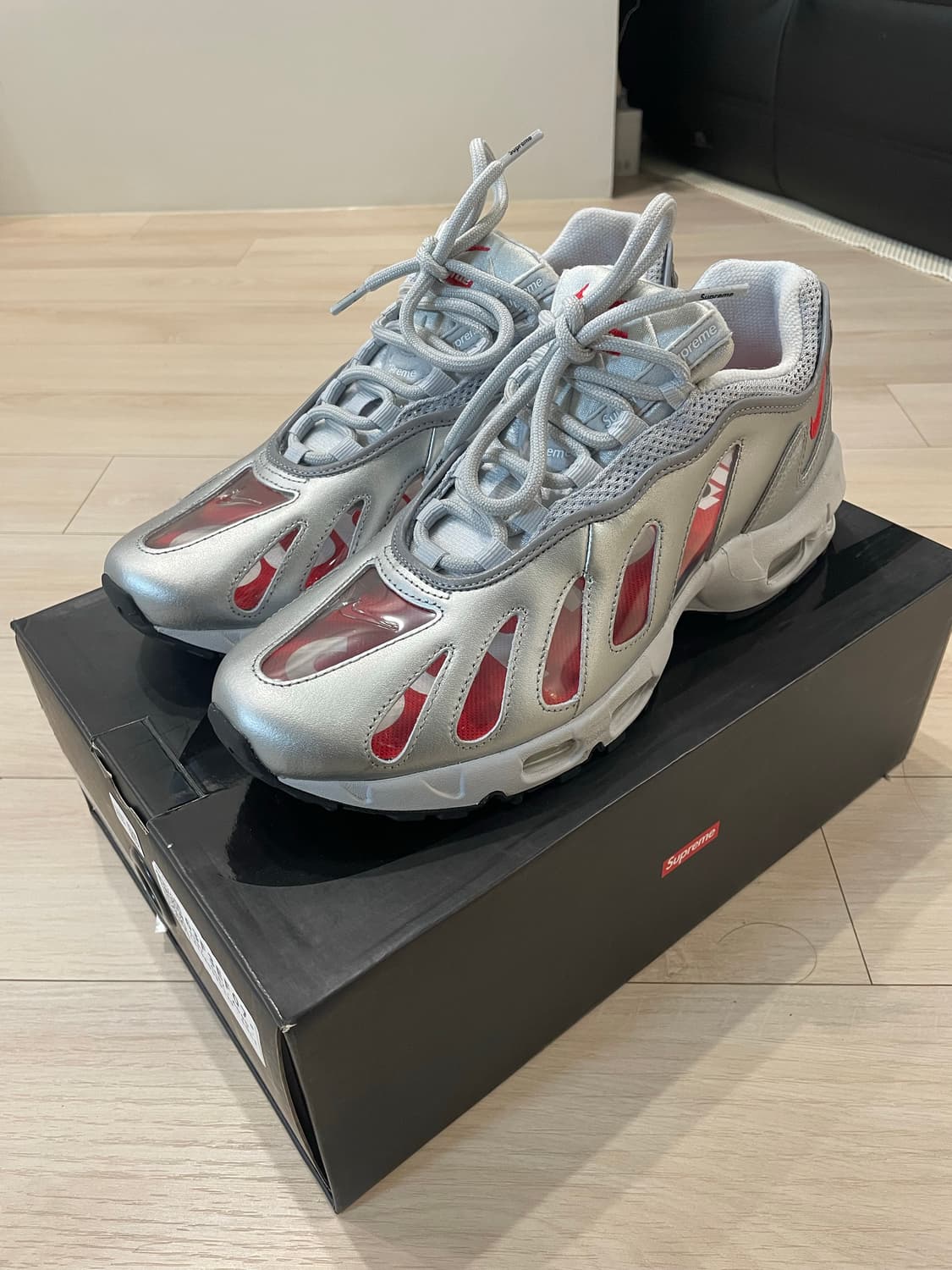 슈프림 나이키 맥스96 상품이미지1