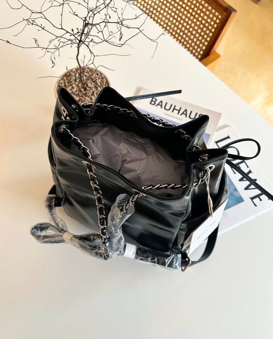 [OS] 마뗑킴 드로우 스트링 리본 백팩 블랙 상품이미지6