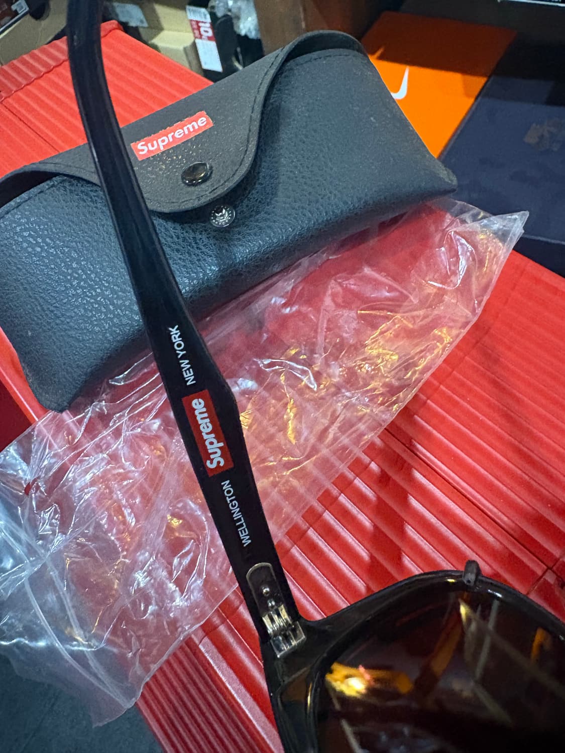 슈프림 선글라스14ss 상품이미지3