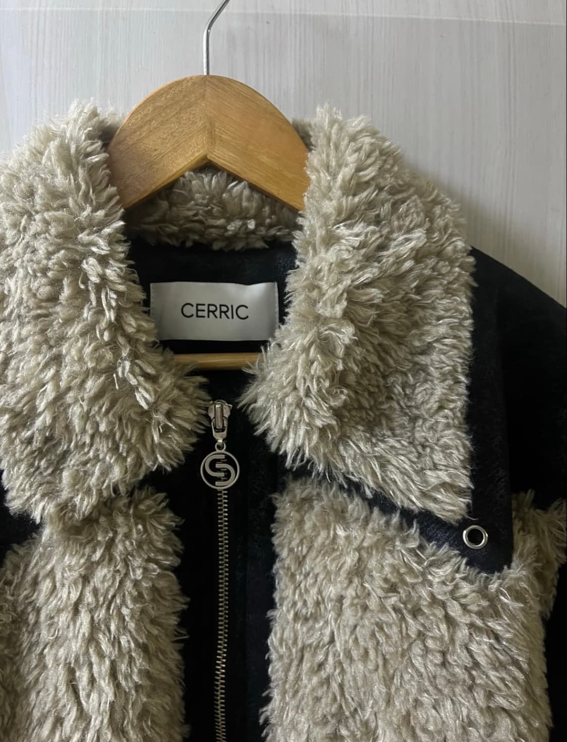 세릭 무스탕 시어링 퍼자켓 SHEARLING JACKET 상품이미지2