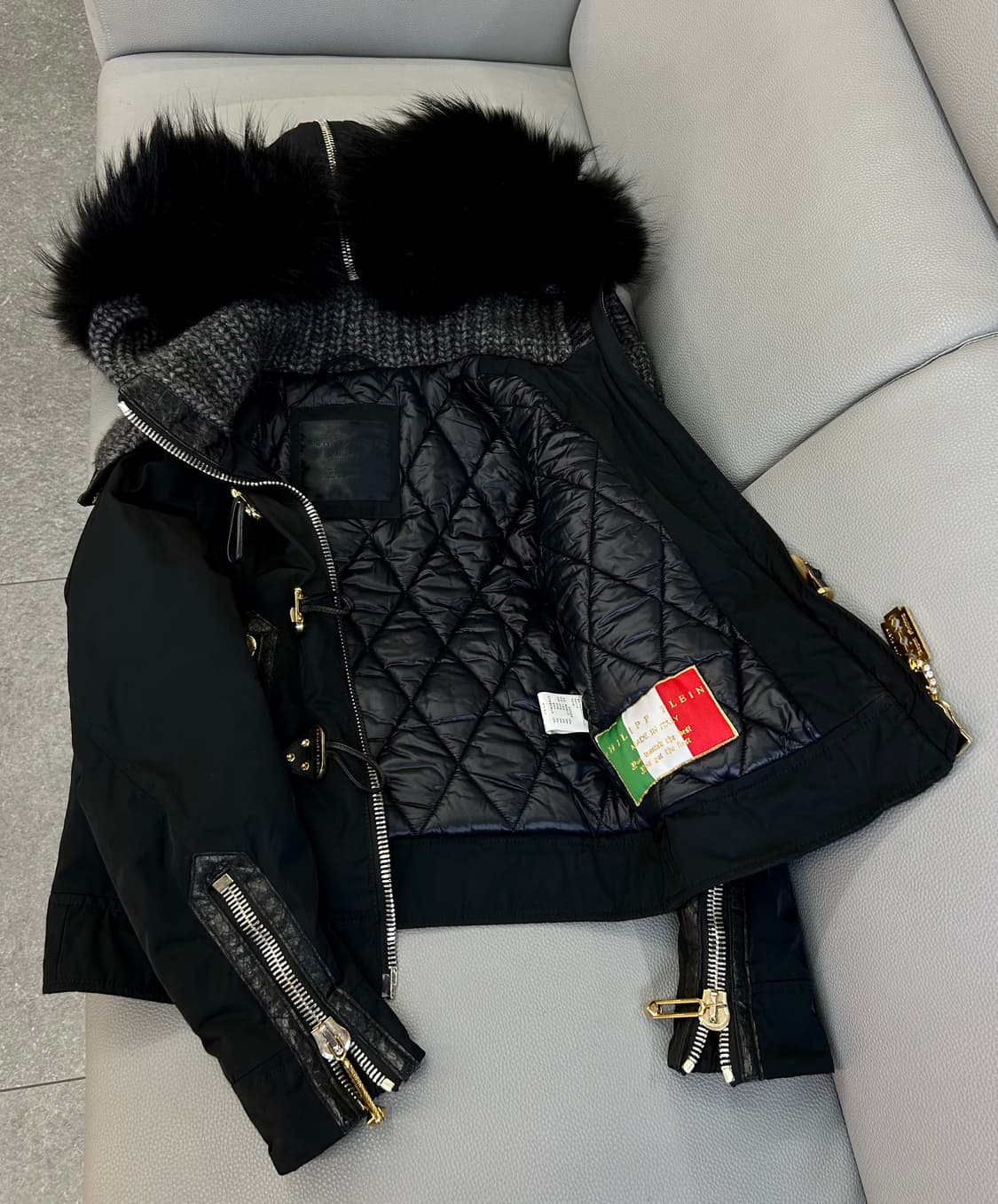 필립 플레인 여성 더플 블랙 라쿤퍼 패딩 자켓(XS) 상품이미지8