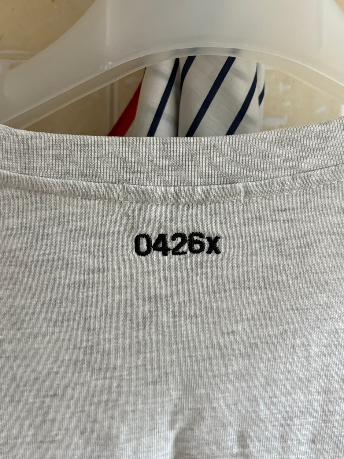 공사이육(0426) - 그레이 맨투맨 상품이미지8