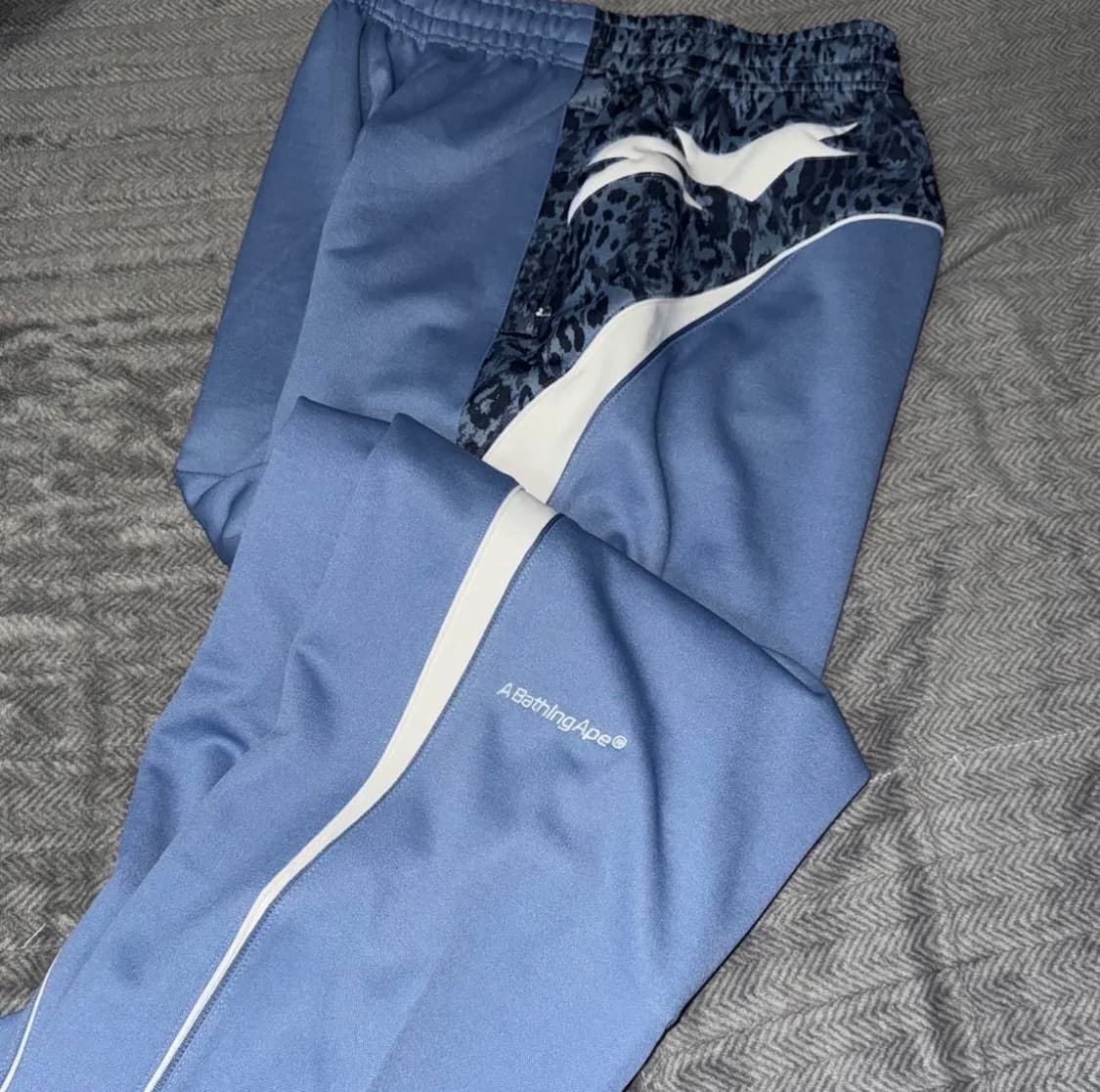 베이프 레오파드 트랙 셋업 상품이미지2