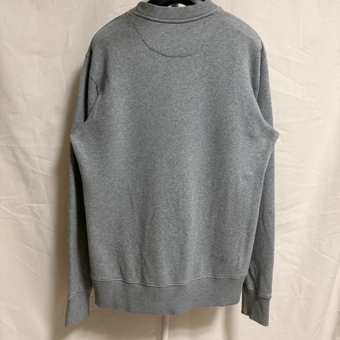 프레드페리 시그니처 로고 자수 맨투맨 스웻셔츠 / 그레이, M 상품이미지7
