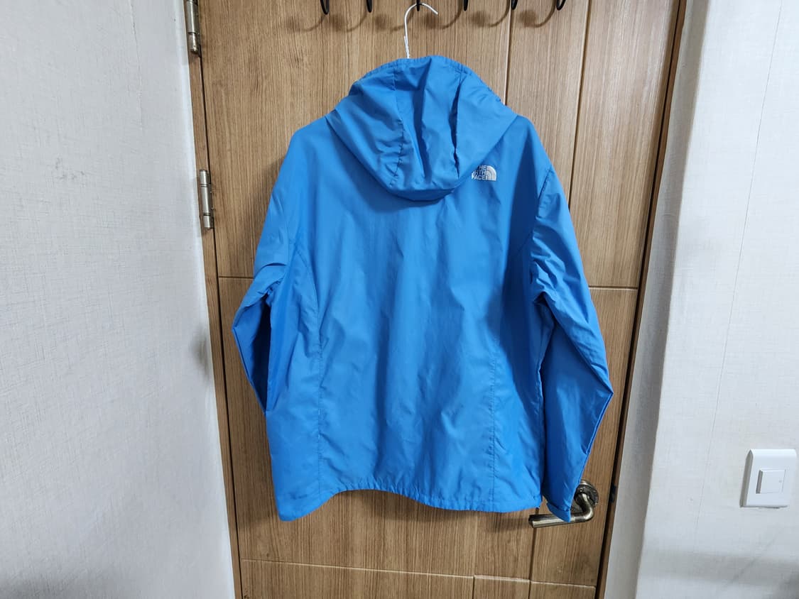 (105)노스페이스 경량 바람막이 점퍼 상품이미지3