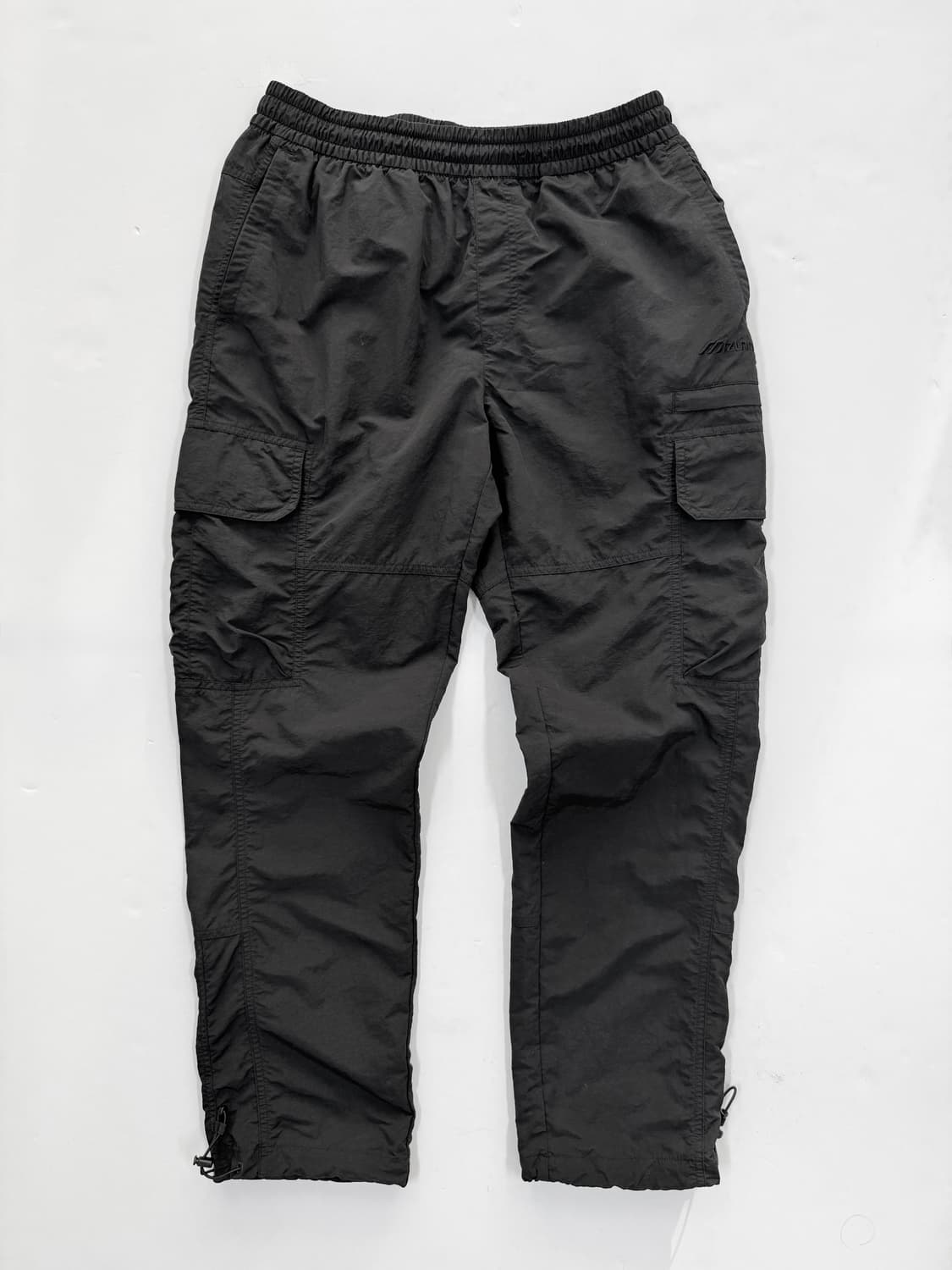 미즈노 블랙 나일론 카고 팬츠 상품이미지1