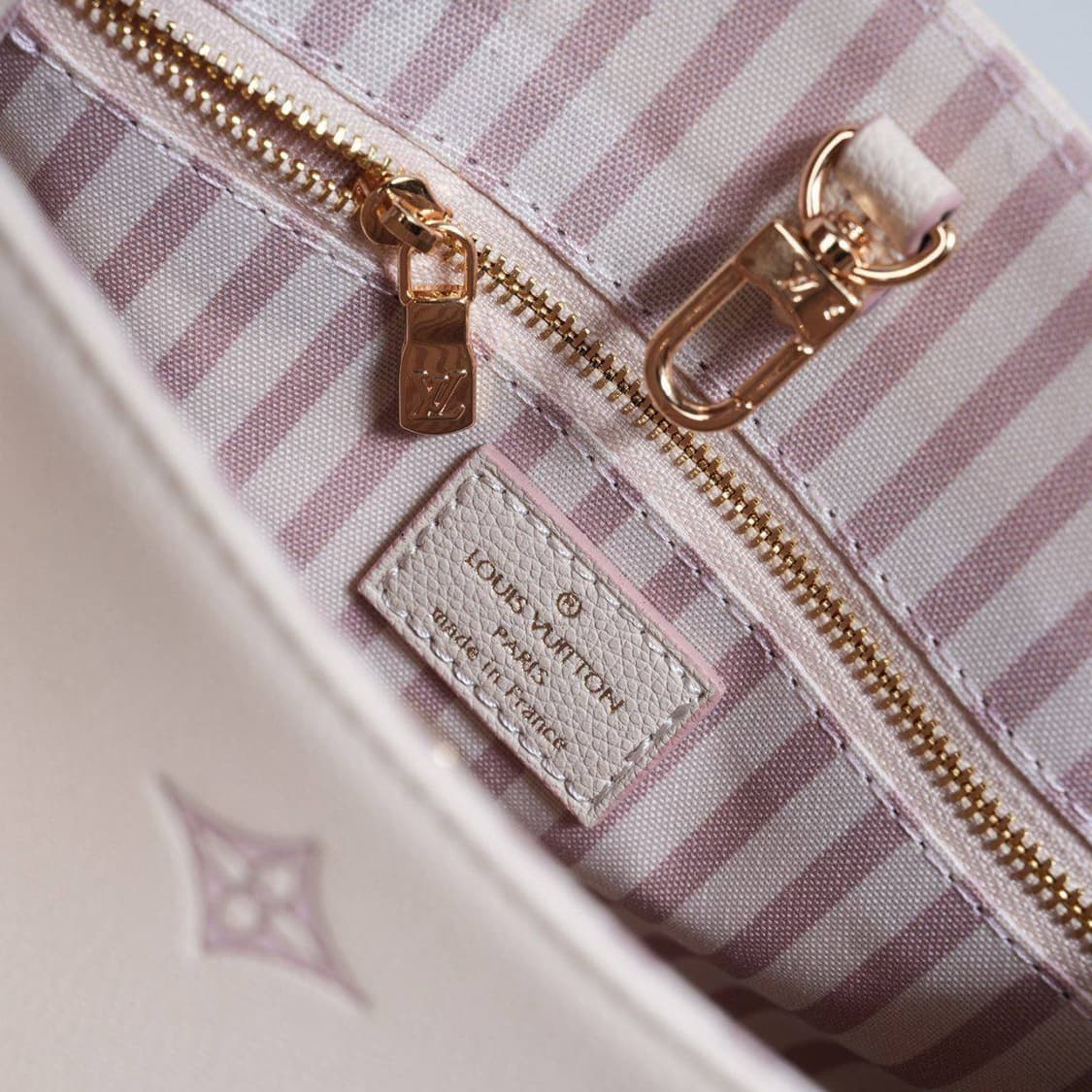 루이 비통의 온더고 PM (OnTheGo PM) 토트백 상품이미지7